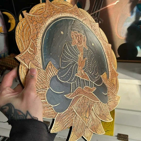 Vintage 15.5" Crackled Wood Handcarved Gold and Black Buddha Wall Art Indonesia - Picture 11 of 15